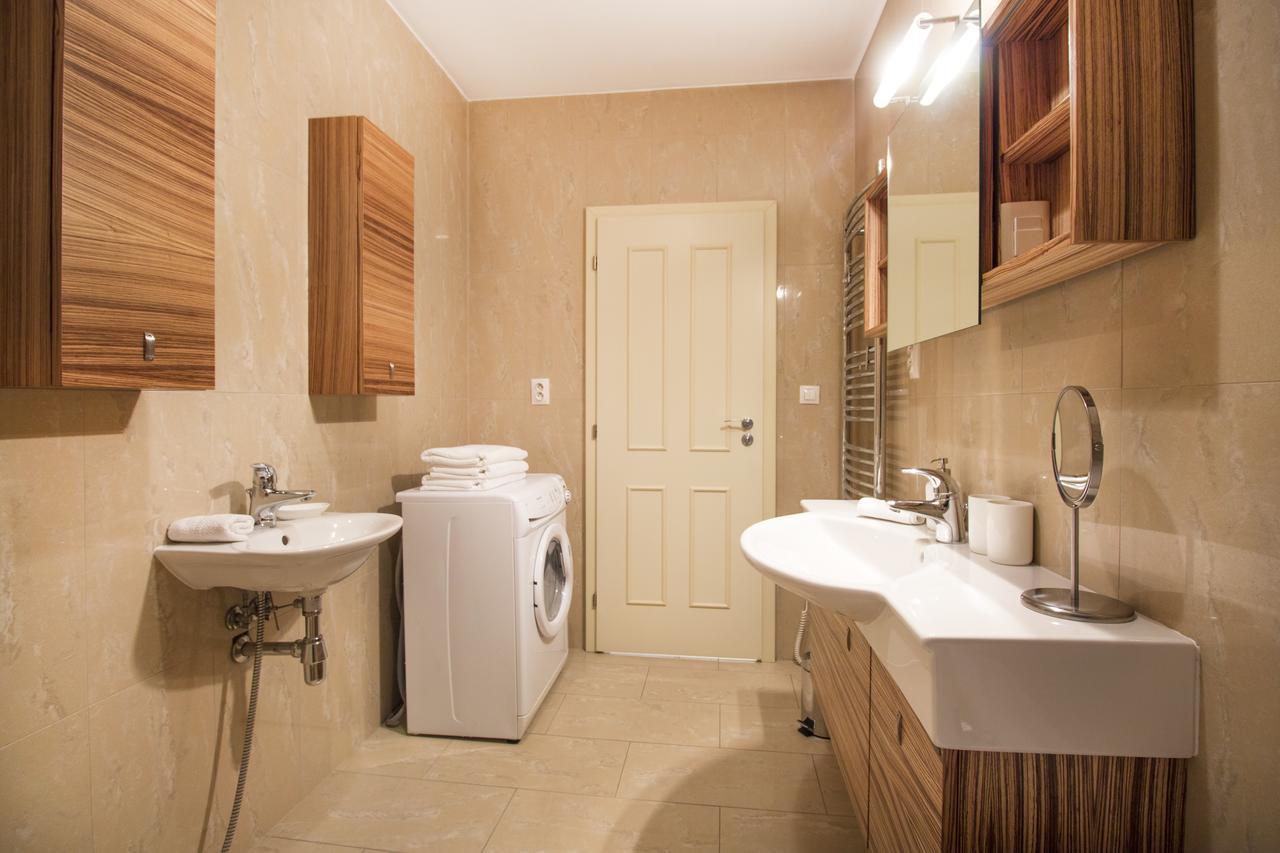Luxurious Apartment Near Prague Castle Praga Exterior foto