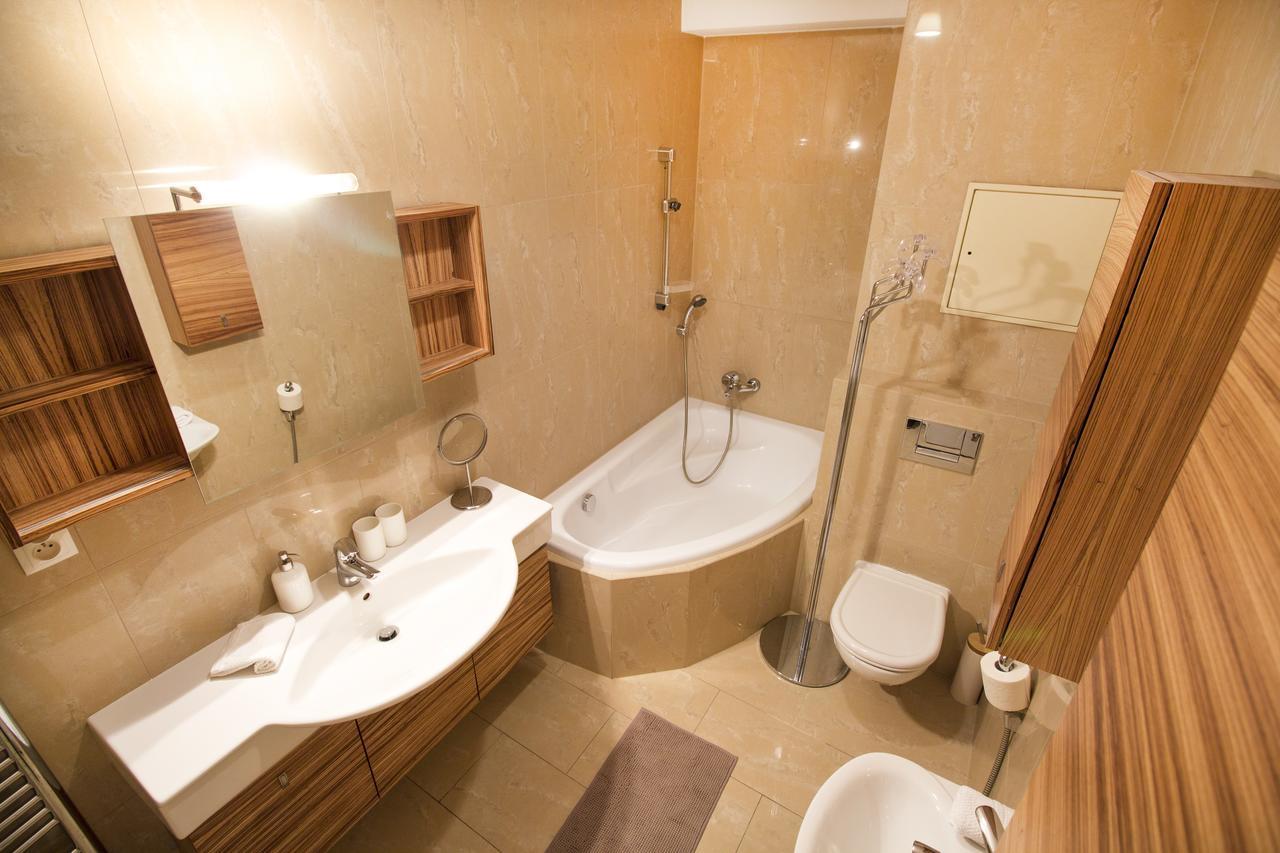 Luxurious Apartment Near Prague Castle Praga Exterior foto